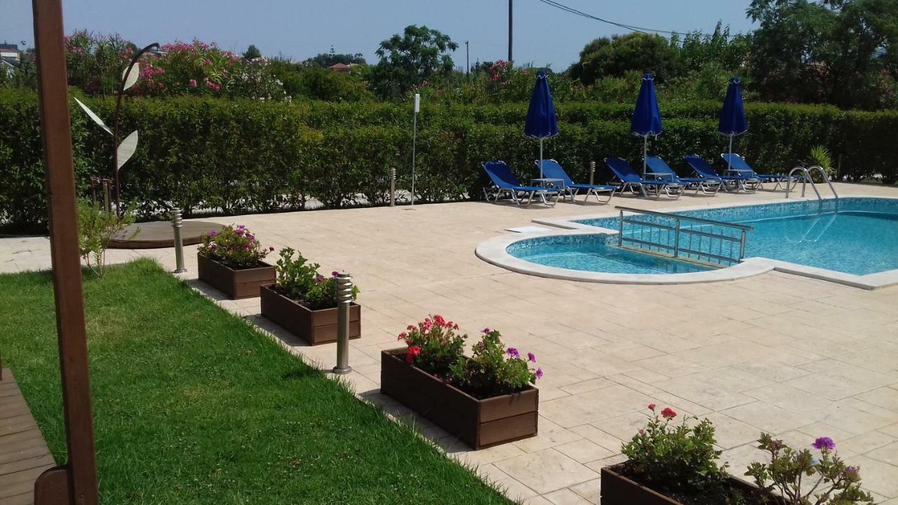 Aparthotel Anastasias House *
